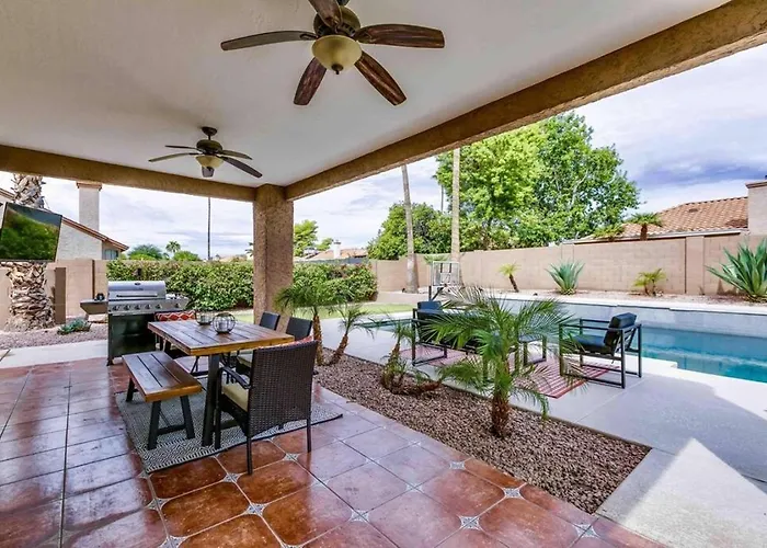 Ferienhaus Huge Backyard W Heated Pool, Fire Pit & Bbq *