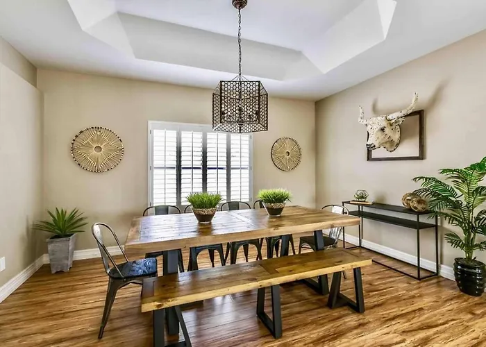 Ferienhaus Huge Backyard W Heated Pool, Fire Pit & Bbq *